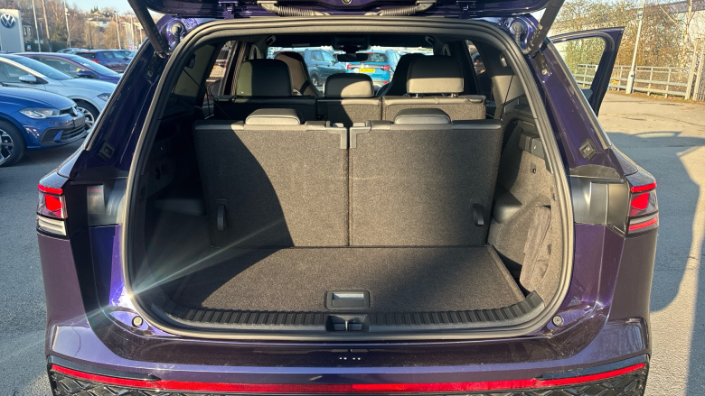 Volkswagen Tayron 1.5 eTSI R-Line 5dr DSG7 [7 Seat] Petrol Estate